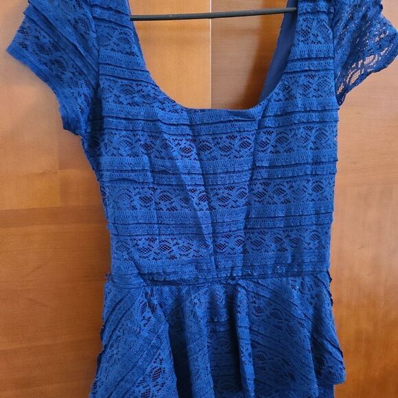 Love Reign women's fitted casual/formal midi dress - Picture 2 of 10